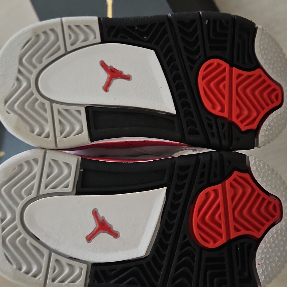 Baby Jordan Sneakers - Picture 4 of 5